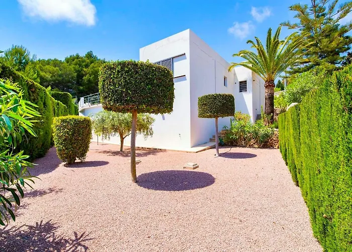 Villa Bellveure By Interhome